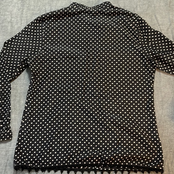 Liz Claiborne tunic LG, polkadot with trim at bottom hem (23-127) - Picture 11 of 11